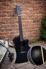 Te koop: Enya X3 Pro akoestische gitaar + koffer, Muziek en Instrumenten, Ophalen of Verzenden, Zo goed als nieuw, Elektrische gitaar