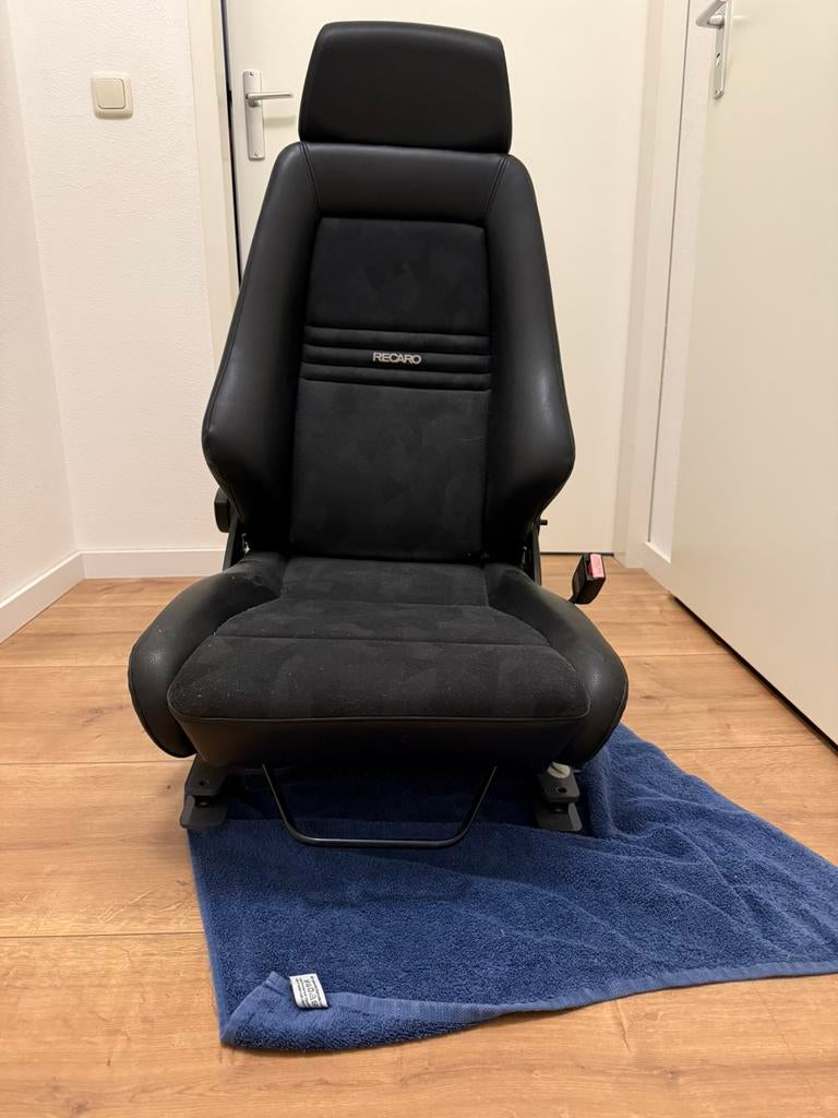 Recaro mindervalide stoel, Ophalen