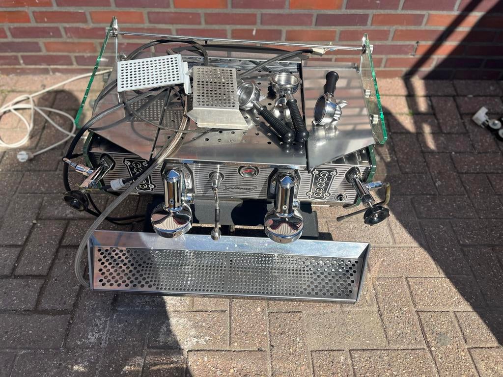 Kees van der westen la Mirage Professionele Espresso Machine, Gebruikt, Espresso apparaat, 10 kopjes of meer, Gemalen koffie