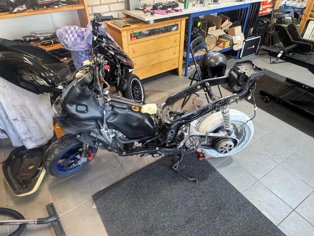 Te koop: Gilera Runner 172cc – in onderdelen of compleet, Fietsen en Brommers, Brommers | Tomos, Ophalen of Verzenden, Zo goed als nieuw