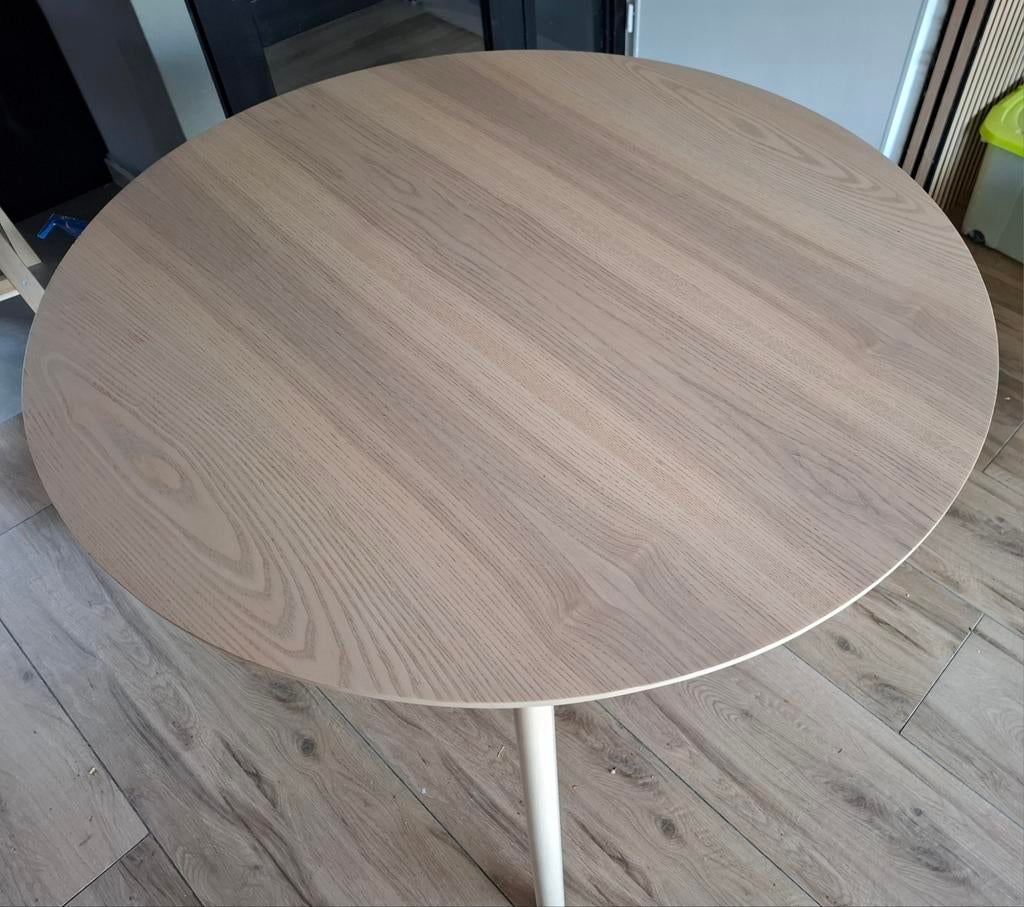 Ikea Lisabo ronde eettafel, Huis en Inrichting, Tafels | Eettafels, Ophalen, Gebruikt, Rond, Vier personen
