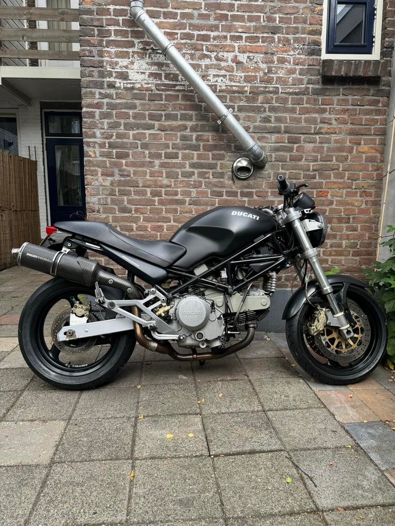 Ducati Monster 750 uit 2001 - Weinig kilometers, recent onde