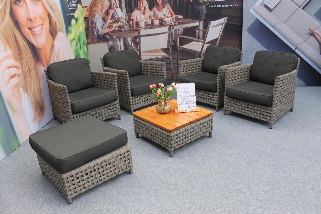 Apple Bee loungestoelen met voetenbank en tafeltje, Tuin en Terras, Ophalen, Gebruikt, Bijzettafel, Tuinset