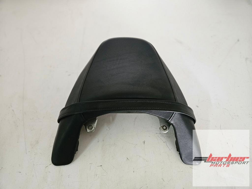 Suzuki VZR1800 M1800 Intruder Pillion Seat Pillion Passenger, Gebruikt, -, -, Ophalen of Verzenden