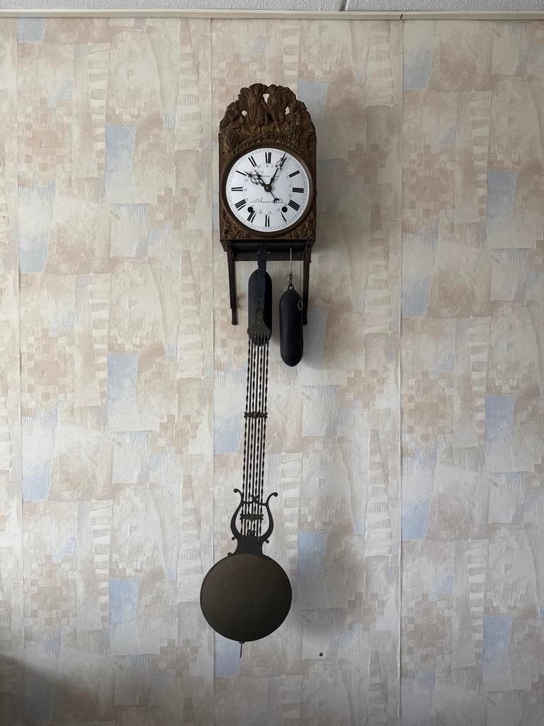 Antieke Franse Comtoise wandklok met slinger, Ophalen