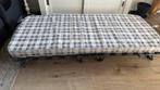 Logeerbed opklapbed, Huis en Inrichting, Ophalen, 190 cm of minder, Zo goed als nieuw, Eenpersoons