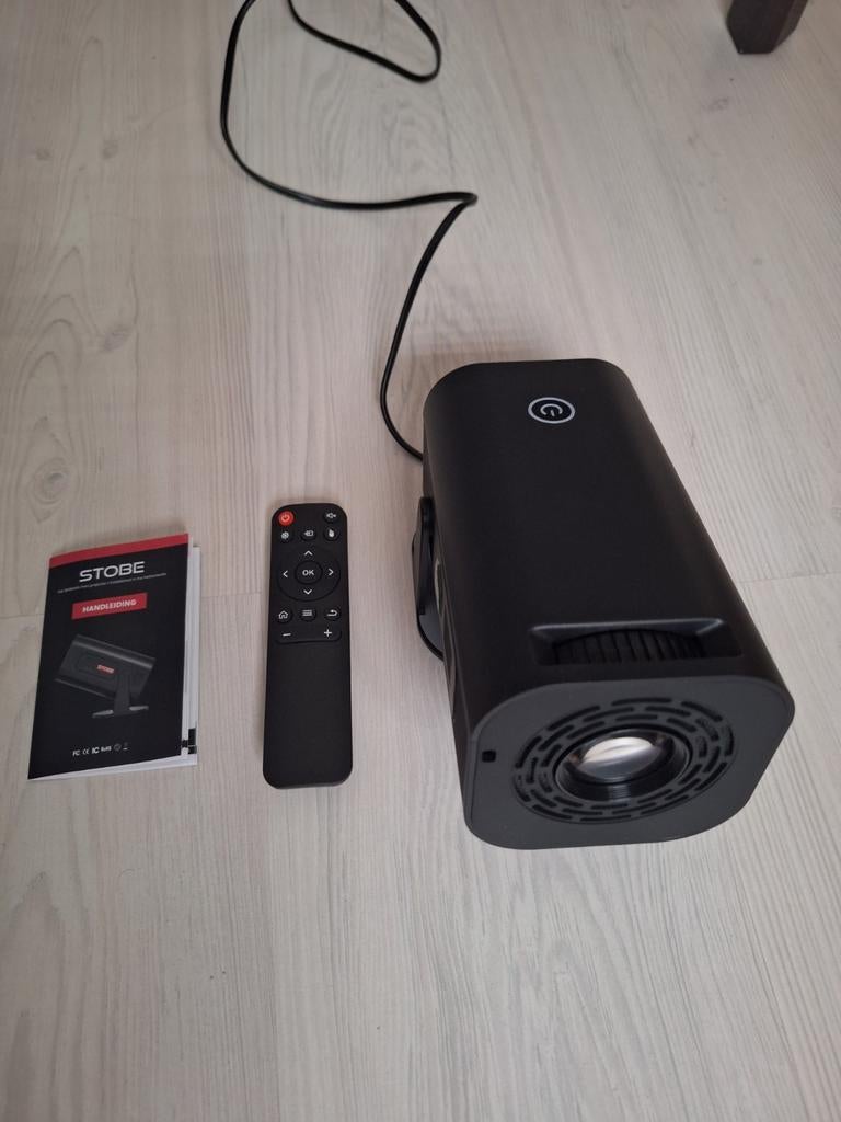 Stobe The Bigbang Mini Projector - Zo goed als nieuw, Audio, Tv en Foto, Beamers, LED, Ophalen of Verzenden, Zo goed als nieuw