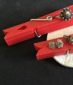 Mooie set Zeeuwse knopjes. 1x oorbellen en 1 ring. Zilver, Ophalen of Verzenden, Zo goed als nieuw, 17 tot 18, Dame