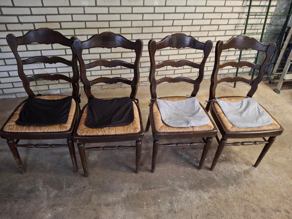 Authentieke stoelen, Ophalen