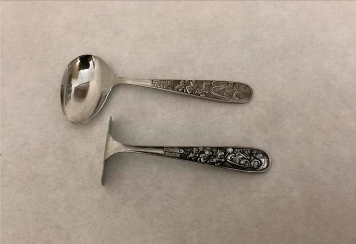 Kinderbestek Donald Duck Sola ~ schuivertje en dwarslepel, Antiek en Kunst, Antiek | Bestek, Ophalen of Verzenden