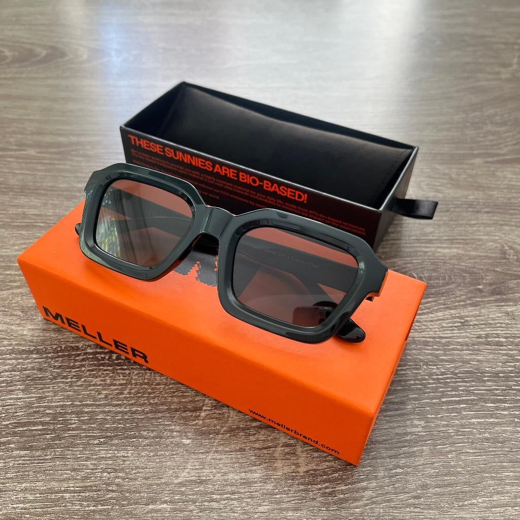 Meller Nayah Pine Olive, Overige merken, Zonnebril, Zwart, Nieuw