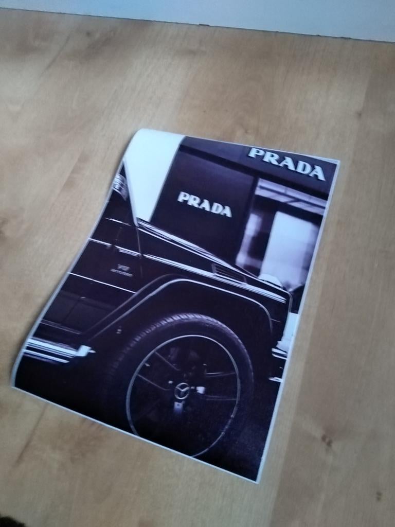 Canvas poster prada Mercedes amg, Huis en Inrichting, Minder dan 50 cm, Nieuw, Ophalen of Verzenden, Foto of Poster