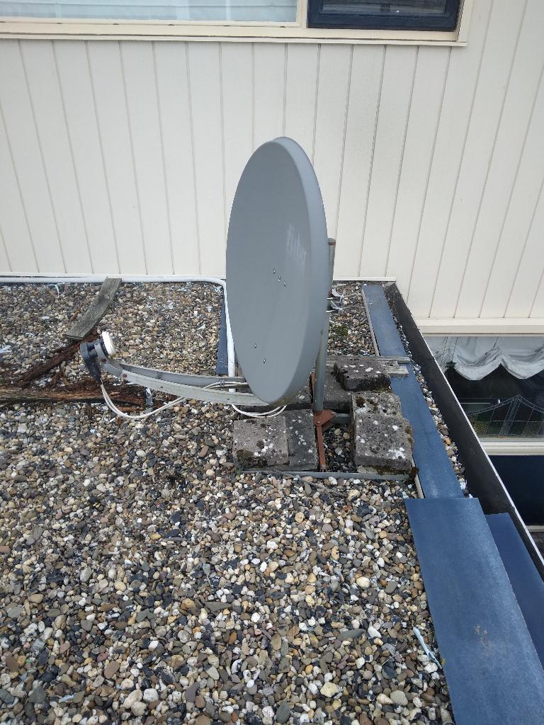 100 cm schotel/dual LNB ontvanger set, Audio, Tv en Foto, Schotelantennes, Ophalen, Gebruikt, (Schotel)antenne-accessoires, Overige merken