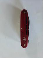 Victorinox synergy X alox red  NIEUW, Caravans en Kamperen, Kampeergereedschap, Ophalen of Verzenden, Nieuw
