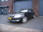 Volvo V70 2.0 D4 Summum 2014 Aut-8 Trekhaak LM Velgen, Auto's, 1800 kg, Zwart, 4 cilinders, Zwart