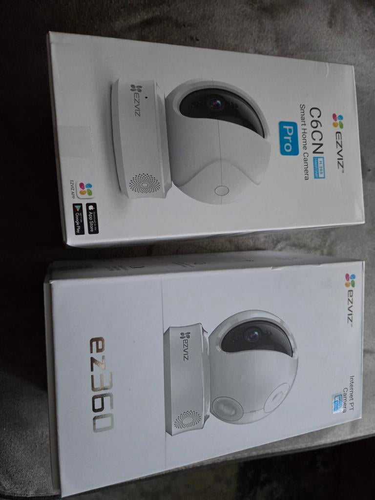 1x IP Camera EZVIZ C6CN Pro -en 1 x ez360  Interne Opslag, Ophalen of Verzenden, Nieuw