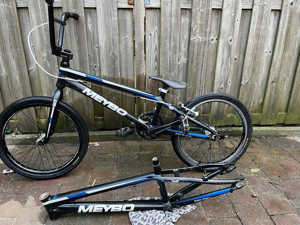 Meybo Pro XL BMX Racefiets, Fietsen en Brommers, Fietsen | Crossfietsen en BMX, Ophalen, Gebruikt, Aluminium, V-brakes