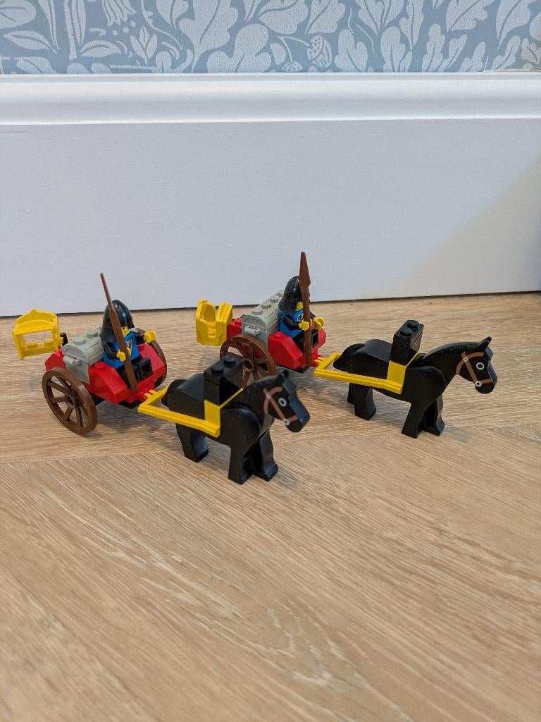 Lego kastelen en ridders 6011 6017 6021 6030, Kinderen en Baby's, Speelgoed | Duplo en Lego, Ophalen of Verzenden, Gebruikt, Complete set
