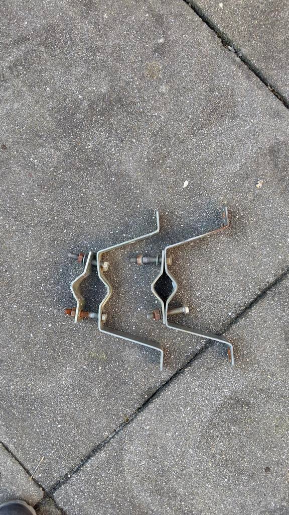 Antenne/Mast Beugels - Set van 2, Telecommunicatie, Antennes en Masten, Ophalen of Verzenden, Gebruikt, Toebehoren