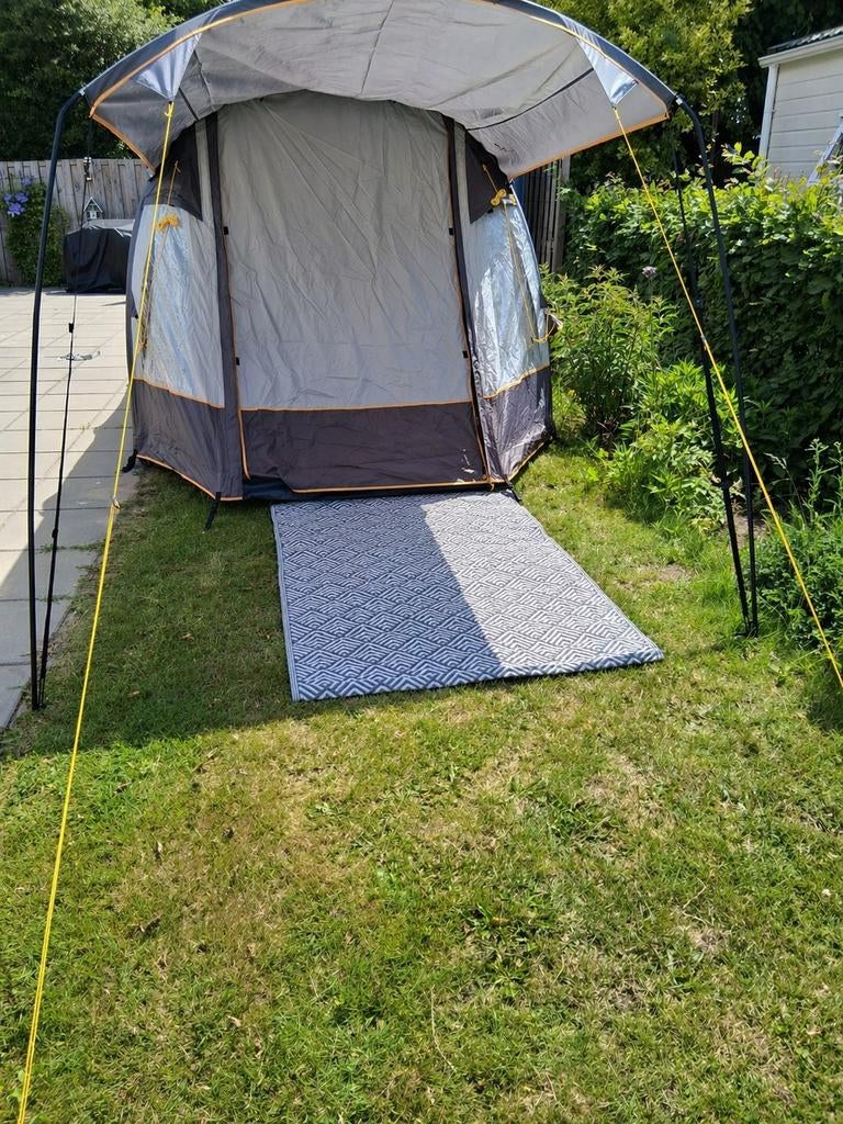 Opblaasbare tent, Ophalen of Verzenden, Zo goed als nieuw, Tot en met 3