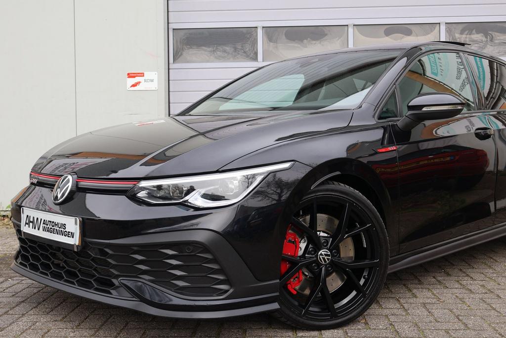 Volkswagen Golf GTI CLUBSPORT | H&K | MEMORY | IQ*light |, Zwart, 4 cilinders, 1984 cc, 0 kg
