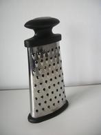 Groenterasp - Citrusrasp - Kaasrasp - RVS - netjes, Huis en Inrichting, Ophalen of Verzenden, Zo goed als nieuw