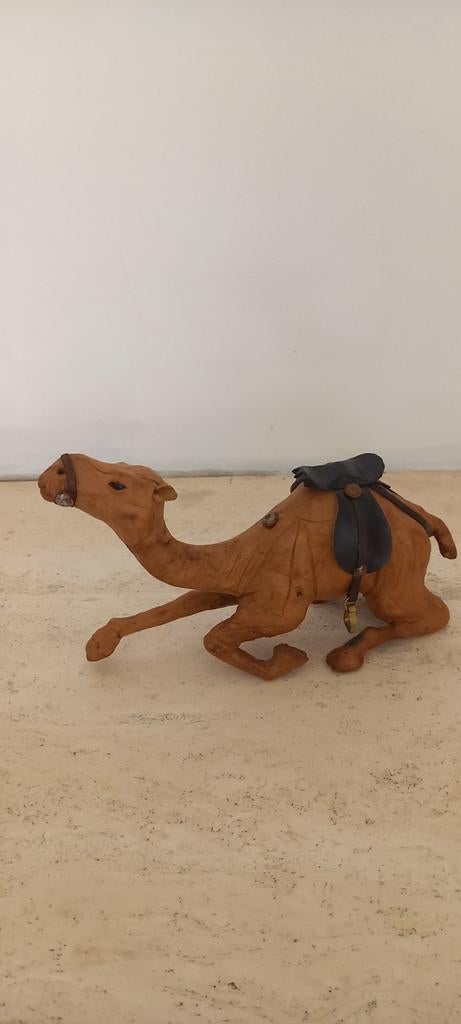 Leren kameel beeldje, Verzamelen, Dierenverzamelingen, Ophalen of Verzenden