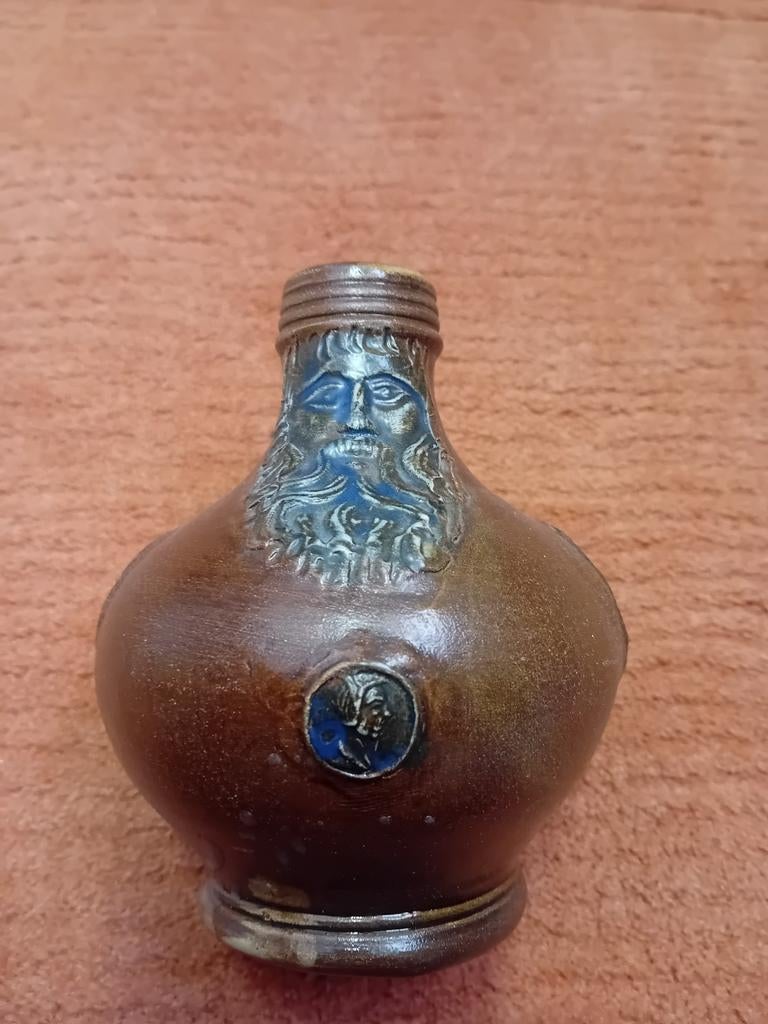 Raeren steengoed baardman replica, Antiek en Kunst, Ophalen of Verzenden