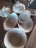 Crème servies met gouden bies: 5 schalen en 2 terrines, Ophalen of Verzenden