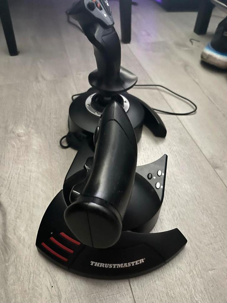 Thrustmaster T.Flight Hotas One - Zo goed als nieuw, Spelcomputers en Games, Spelcomputers | Overige, Zo goed als nieuw, Ophalen