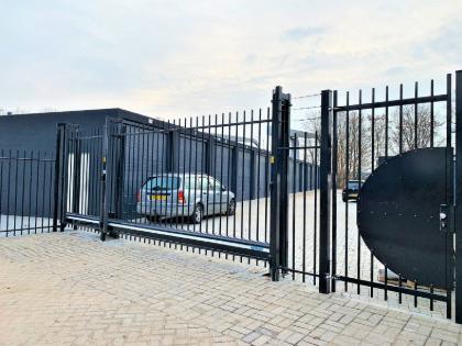 Garagebox / opslag- werkruimte Apeldoorn