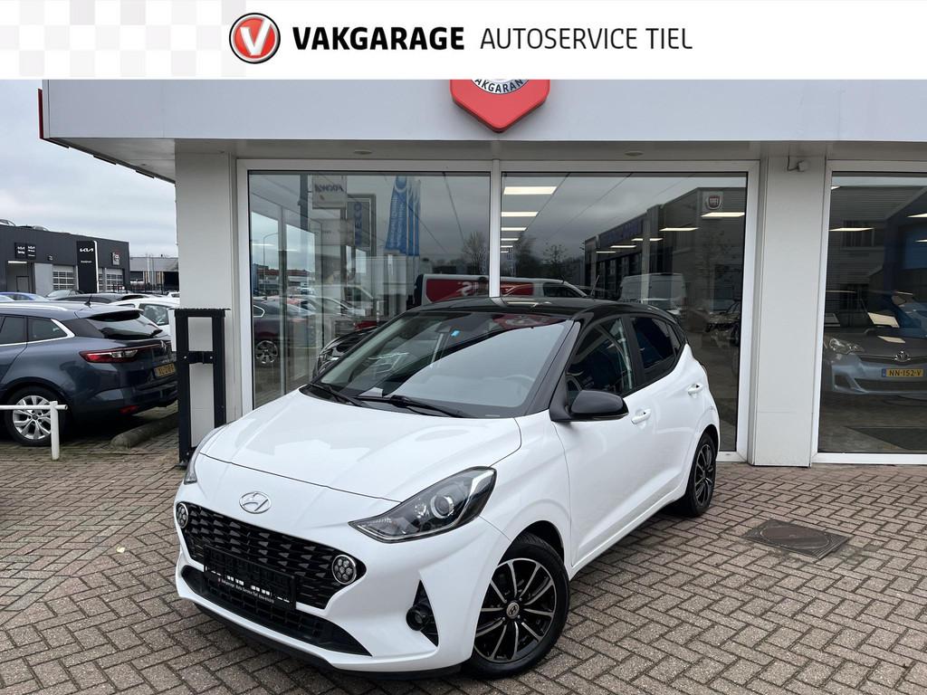 Hyundai i10 1.0 Comfort Smart 5-zits Automaat Bi-tone wit me, Auto's, Stof, Gebruikt, Euro 6, Wit