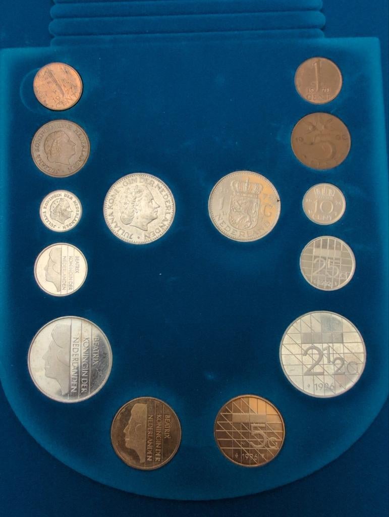 De Laatste Gulden Boek met 2 series munten (1ct t/m 5 gld), Ophalen of Verzenden, Koningin Juliana, Overige waardes, Setje
