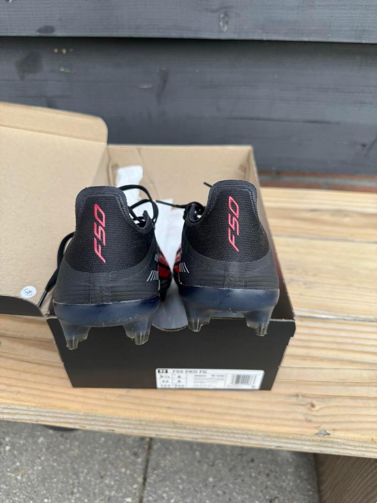 Adidas F50 voetbalschoenen pro 42, Maat XS of kleiner, Ophalen of Verzenden, Zo goed als nieuw, Schoenen
