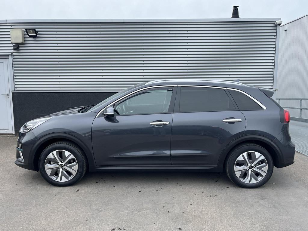 Kia e-Niro ExecutiveLine 64 kWh Trekhaak, Stoelkoeling, Stoe, Gebruikt, 1712 kg, Adaptive Cruise Control, 64 kWh