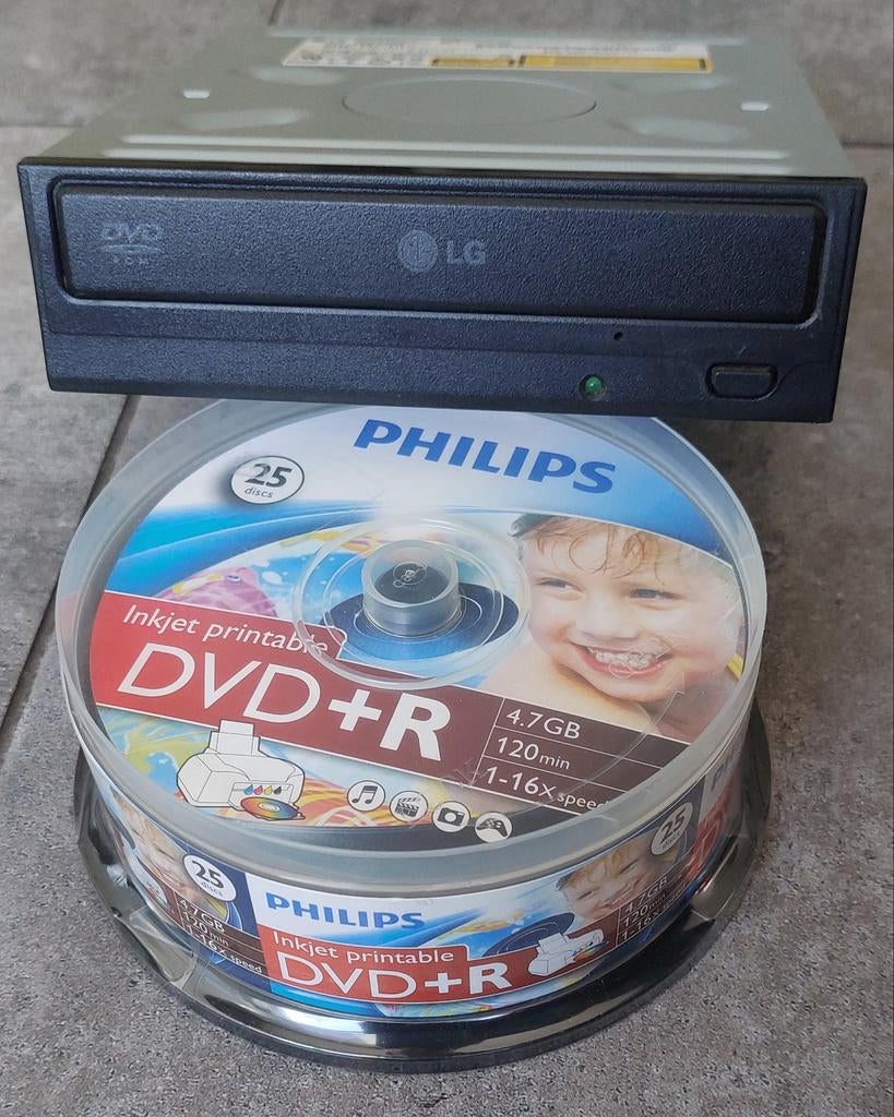 LG DVD ROM DRIVE model GDR model 8164B/ Nintendo Wii, Computers en Software, Optische drives, Ophalen of Verzenden, Zo goed als nieuw