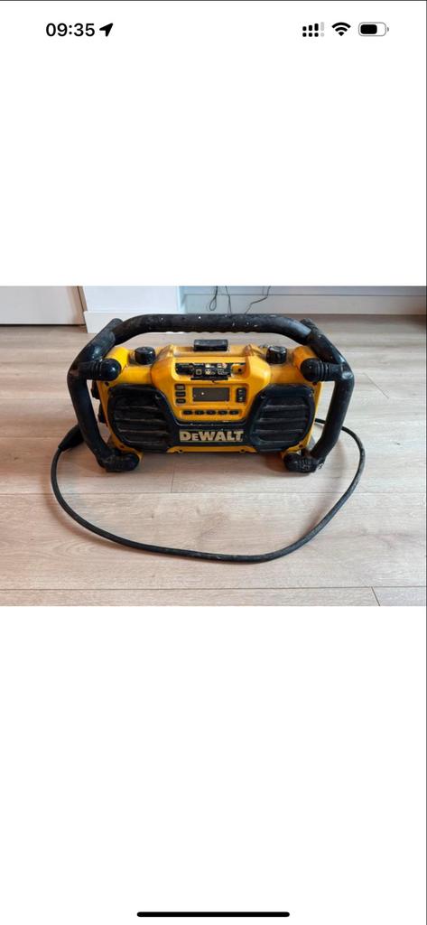 DeWalt bouwradio - Robuust en betrouwbaar, Audio, Tv en Foto, Radio's, Ophalen, Gebruikt, Bouwradio