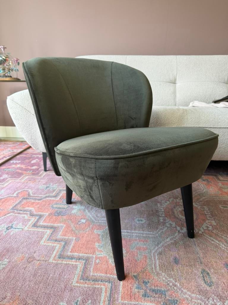 WOOOD velvet stoel Sara warm groen in top staat, Ophalen, Zo goed als nieuw, Minder dan 75 cm, 50 tot 75 cm