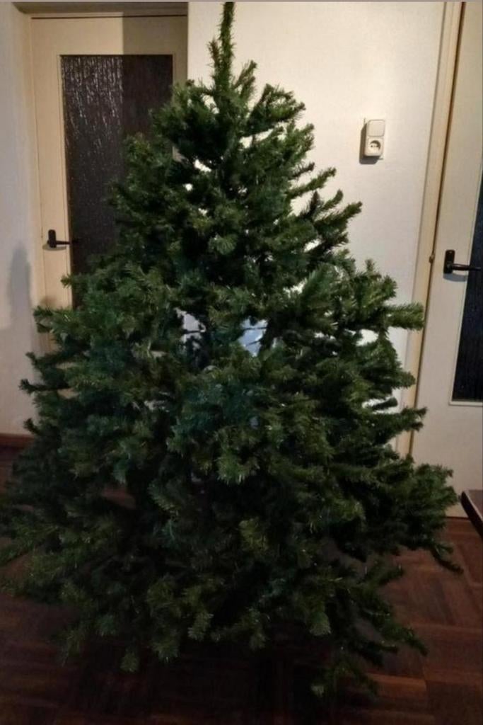 Zgan Praxis kunst kerstboom Hoog 1.80  mierlo, Ophalen