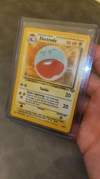 Electrode holo hungle 2/64 pokemon kaart 1995 vintage, Hobby en Vrije tijd, Verzamelkaartspellen | Pokémon, Ophalen of Verzenden
