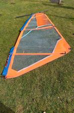 Surfzeil kind compleet met mast, giek en mastvoet, Watersport en Boten, Windsurfen, Ophalen, Zo goed als nieuw, Zeil, Minder dan 5 m²