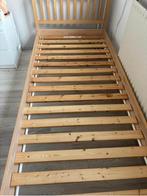 Houten eenpersoonsbed met lattenbodem (IKEA Sultan Lade), Huis en Inrichting, Slaapkamer | Bedden, Ophalen, Gebruikt, 90 cm, 200 cm