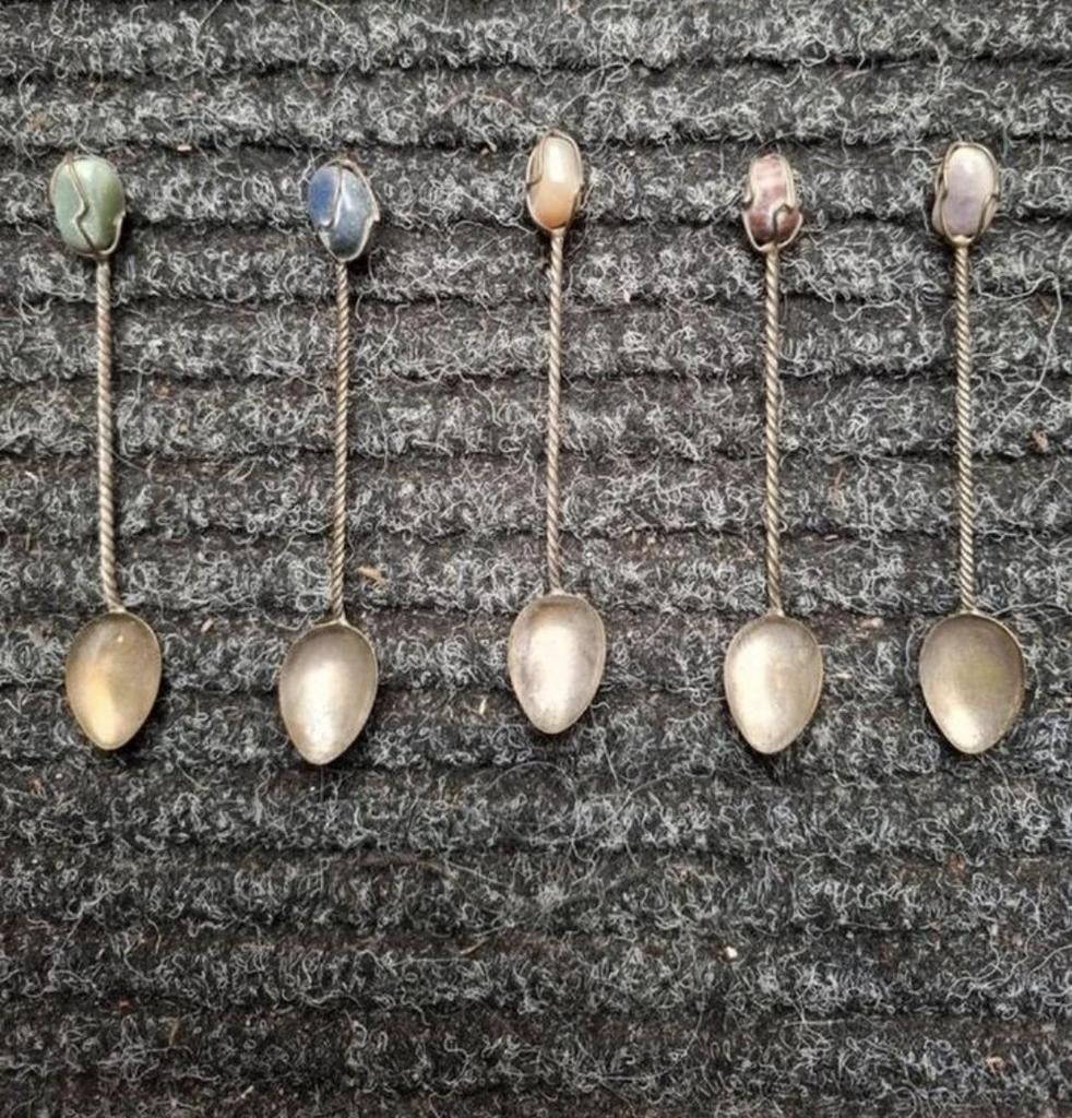 Bohemian theelepels met edelsteen, Antiek en Kunst, Ophalen of Verzenden