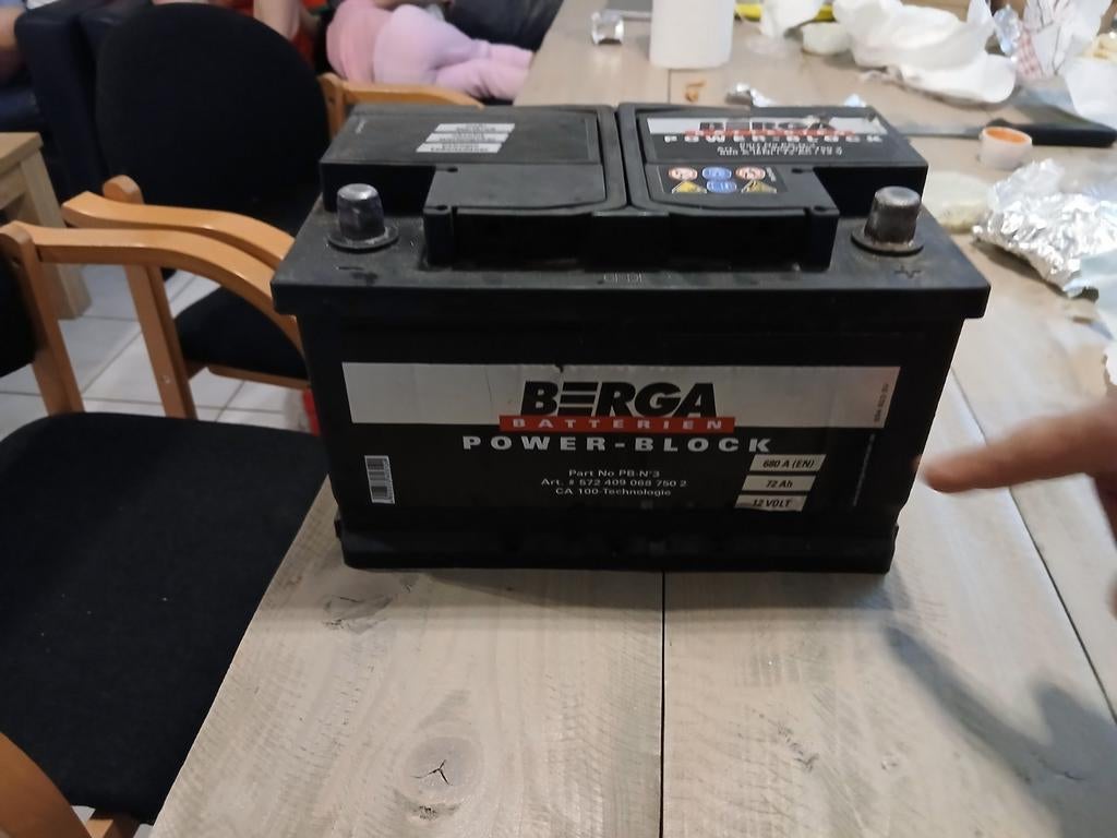 Te koop Berga Power-Block Accu 72AH 12 Volt, Auto-onderdelen, Accu's en Toebehoren, Ophalen of Verzenden, Gebruikt, Universele onderdelen