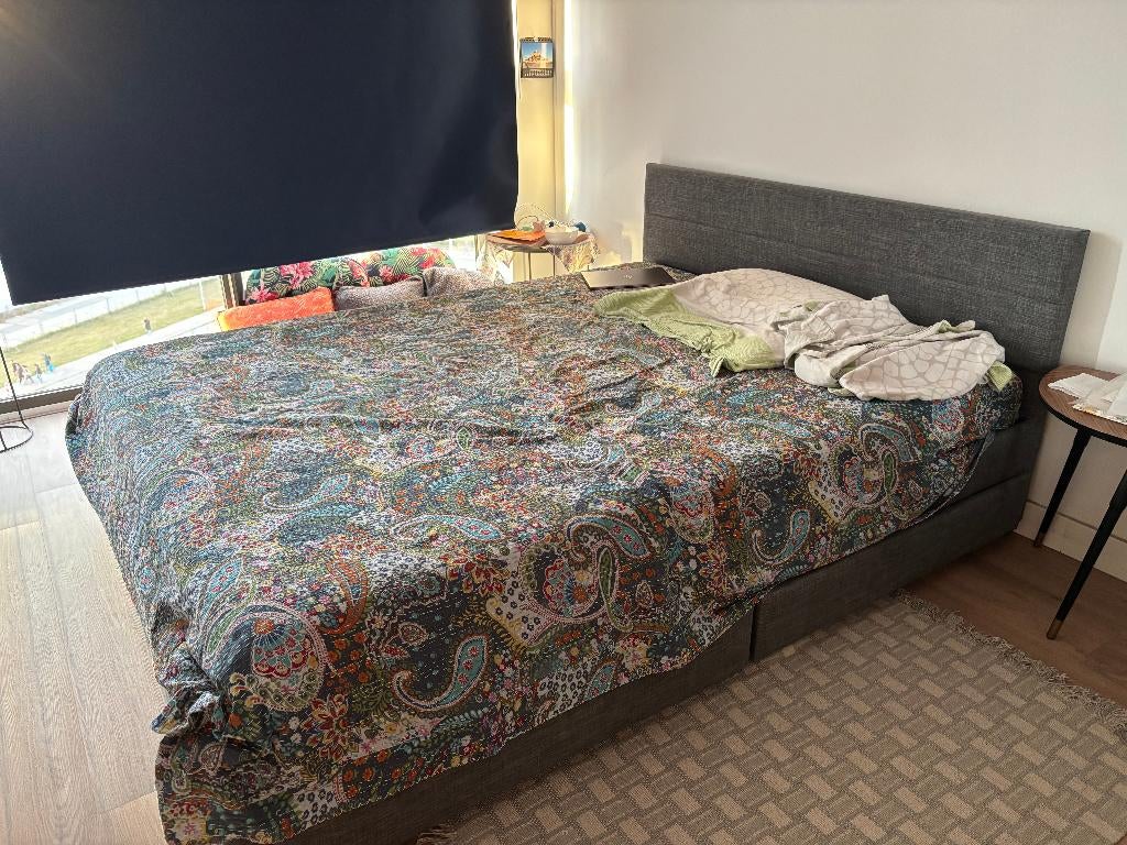 Modern grijs tweepersoonsbed 160x200 cm met lades, Huis en Inrichting, Slaapkamer | Bedden, Ophalen, Tweepersoons, Zo goed als nieuw