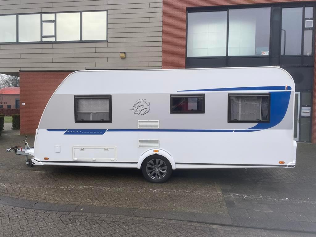 Veiling Caravan Knaus 500 FU Sport Silver Edition, Caravans en Kamperen, Omvormbare zithoek, Rondzit, Particulier, Kachel