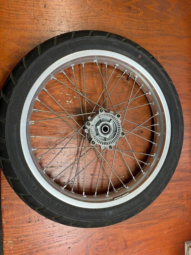 BMW f 650 gs velg met band (past ook op Husqvarna TR 650), Motoren, Ophalen, Gebruikt