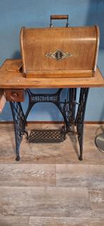 Antieke Singer trapnaaimachine met toebehoren, Antiek en Kunst, Antiek | Naaimachines, Ophalen