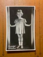 1942 Hartelijk Gefeliciteerd, Ophalen of Verzenden, 1940 tot 1960, Gelopen, Kinderen