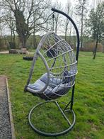 Gebruikte hangstoel (ei) met standaard en kussen, Ophalen, Gebruikt, Wicker